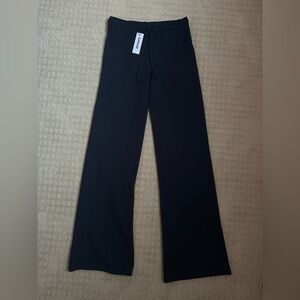 NEW WITH TAGS NEVER WORN Garage Size XS Navy Wide Leg Sweatpants/Lounge Pants
